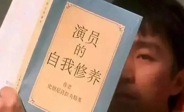 港片黄金男配吴孟达去世，获奖没靠周星驰，用一生诠释演员的自我修养  第10张